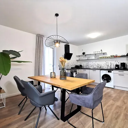 Hébergement de vacances Bohnapartments Haus Zocheblick - 2 Kostenlose Parkplaetze - Sehr Ruhig - 4 Schlafzimmer - Neubau - Vollausstattung - Wlan