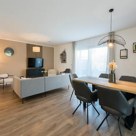 Bohnapartments Haus Zocheblick - 2 Kostenlose Parkplaetze - Sehr Ruhig - 4 Schlafzimmer - Neubau - Vollausstattung - Wlan Hébergement de vacances Hoppegarten